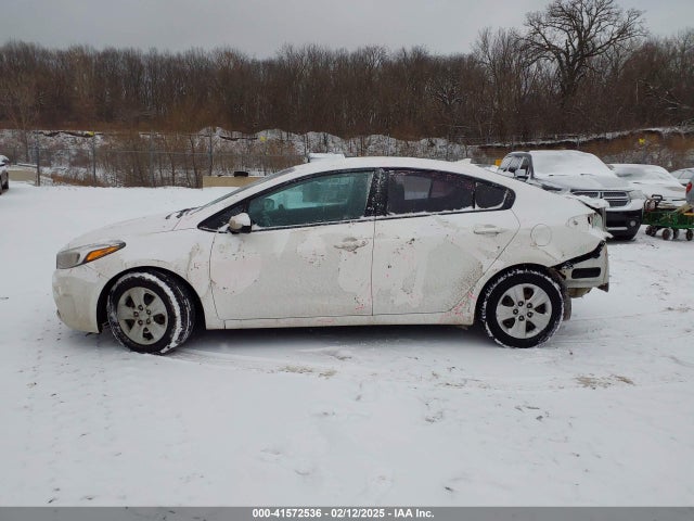 KIA FORTE LX 2017 3KPFL4A71HE028834 Image 14