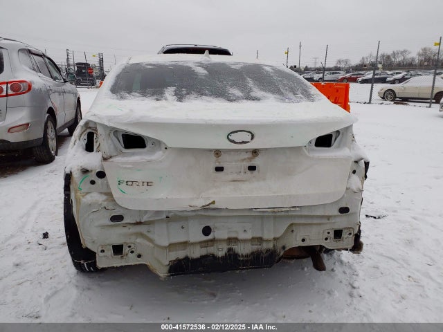 KIA FORTE LX 2017 3KPFL4A71HE028834 Image 16