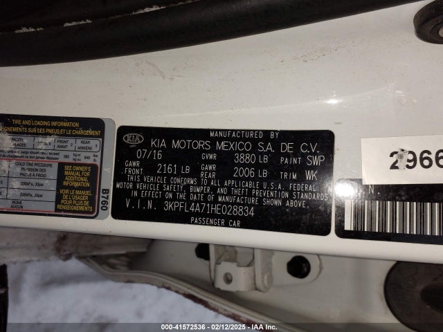 KIA FORTE LX 2017 3KPFL4A71HE028834 Image 9