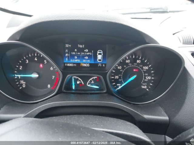 1FMCU9HD3JUA33044 Ford ESCAPE SEL