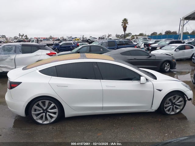5YJ3E1EA8JF006458 Tesla MODEL 3