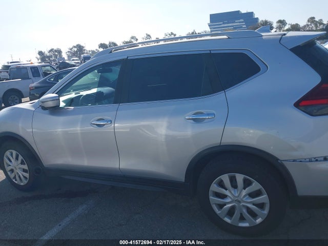 Nissan ROGUE S 2017 5N1AT2MTXHC839784 Image 14