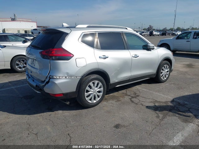 Nissan ROGUE S 2017 5N1AT2MTXHC839784 Image 4
