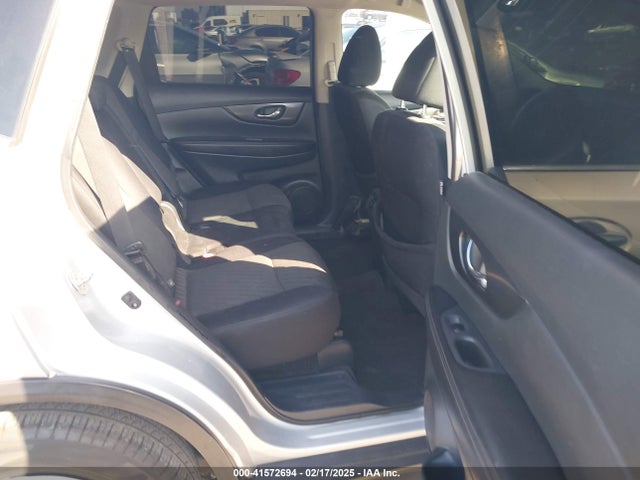 Nissan ROGUE S 2017 5N1AT2MTXHC839784 Image 8