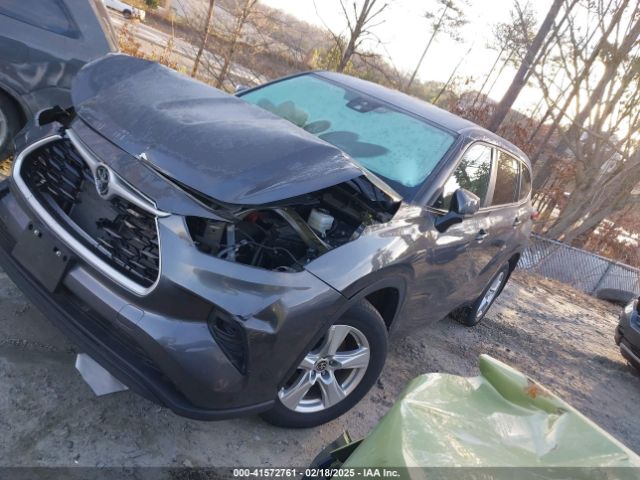 5TDKDRBH2PS039426 Toyota Highlander Le