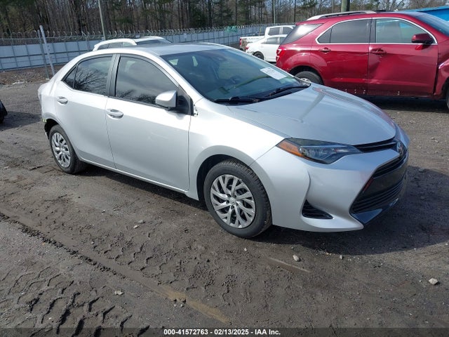Toyota COROLLA LE 2019 5YFBURHE0KP934170 Image 1