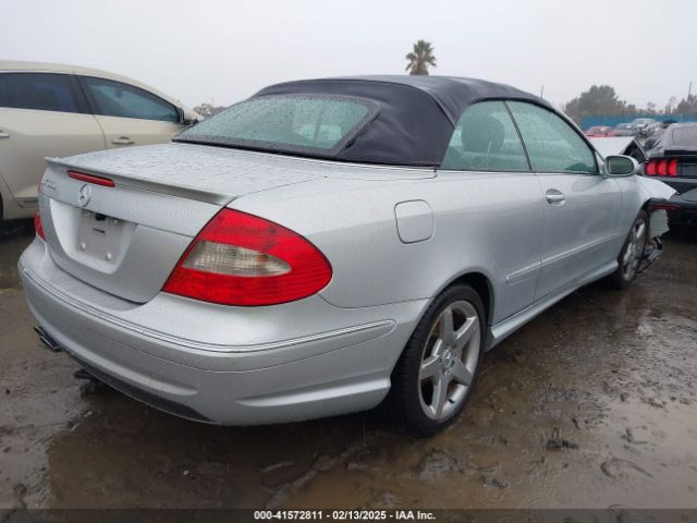 2007 MERCEDES-BENZ CLK 550 WDBTK72F57T081022 Photo 3