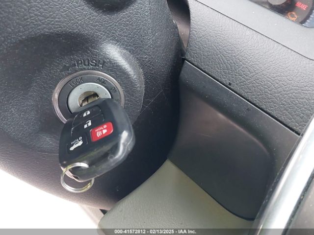 4T1BF1FK4HU455018 Toyota CAMRY LE