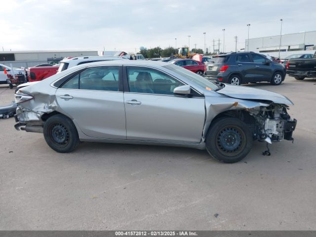 4T1BF1FK4HU455018 Toyota CAMRY LE