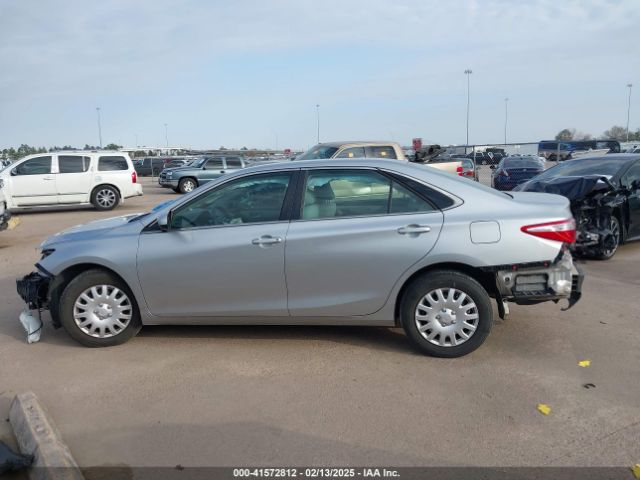 4T1BF1FK4HU455018 Toyota CAMRY LE
