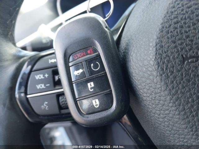 2HGFE1F92PH307409 Honda Civic Touring