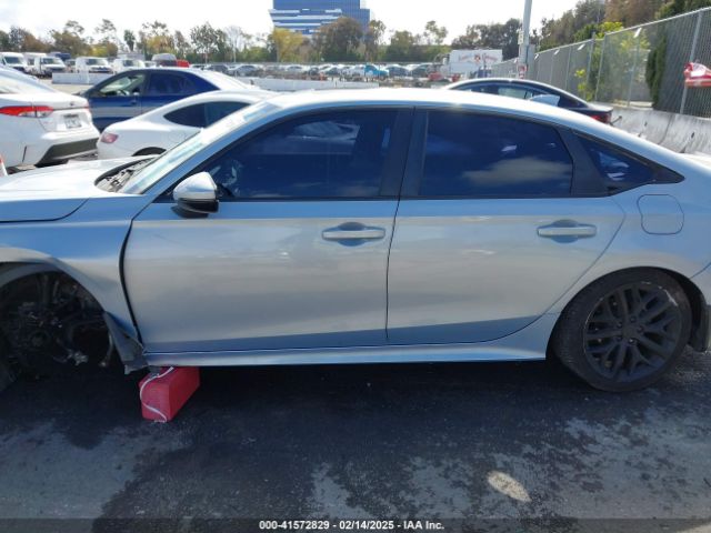 2HGFE1F92PH307409 Honda Civic Touring