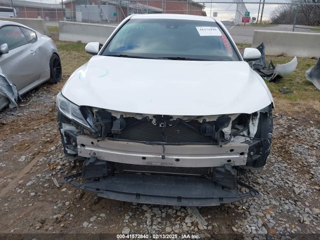 Toyota CAMRY LE 2020 4T1C11AK2LU324057 Image 13