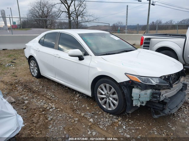 Toyota CAMRY LE 2020 4T1C11AK2LU324057 Image 14