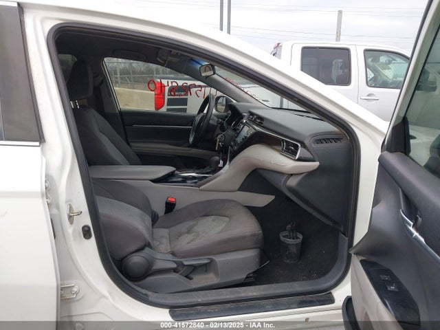 Toyota CAMRY LE 2020 4T1C11AK2LU324057 Image 5
