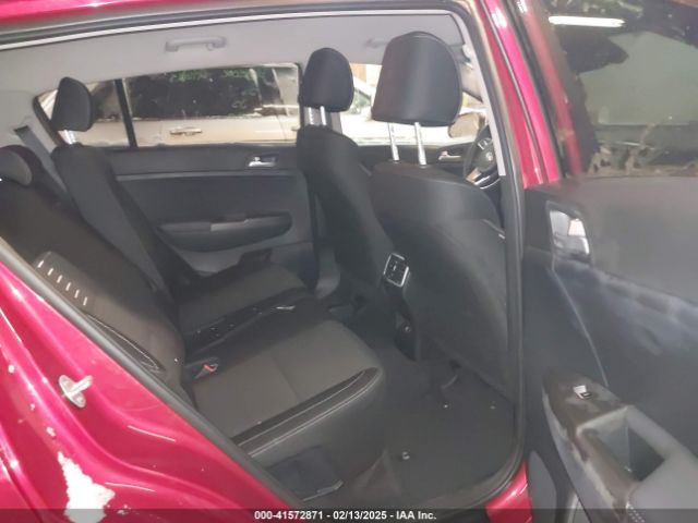 KNDPMCAC6M7932763 KIA Sportage Lx