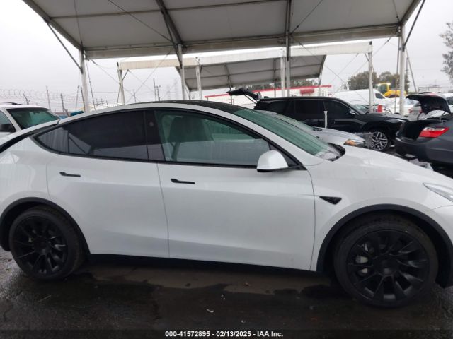 7SAYGAEE0SF266764 Tesla Model Y Long Range Dual Motor All-wheel Drive