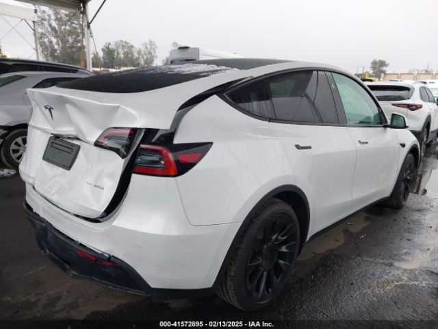 7SAYGAEE0SF266764 Tesla Model Y Long Range Dual Motor All-wheel Drive