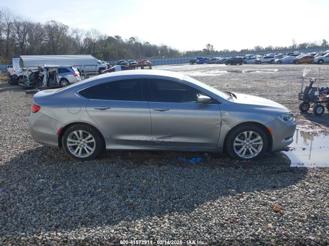Chrysler 200 Limited 2015 1C3CCCAB5FN670987 Image 13