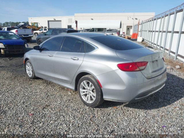 2015 CHRYSLER 200 1C3CCCAB5FN670987 Photo 2