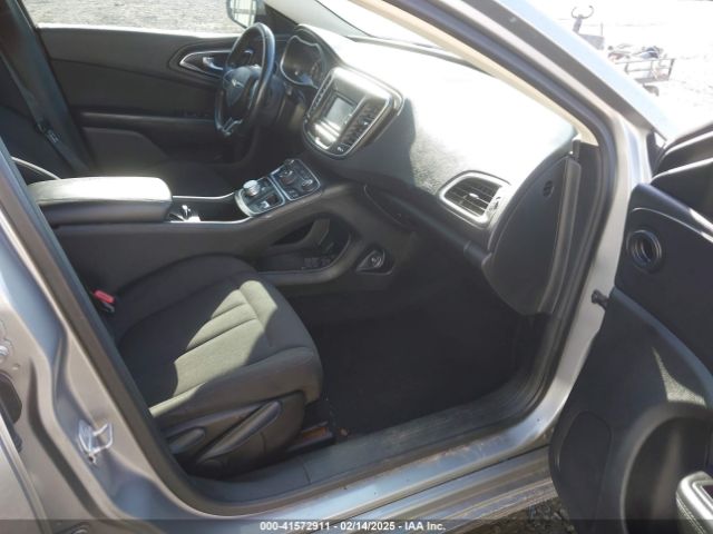 2015 CHRYSLER 200 1C3CCCAB5FN670987 Photo 4