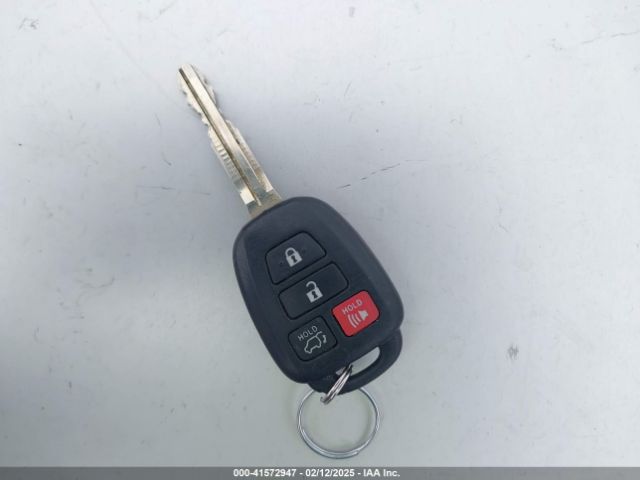 5TDZZRFH9KS356784 Toyota Highlander Le Plus