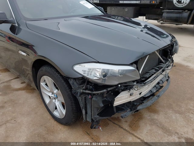 41572993 :رقم المزاد ، WBAXH5C50DDW15574 vin ، 2013 Bmw 528i Xdrive مزاد بيع