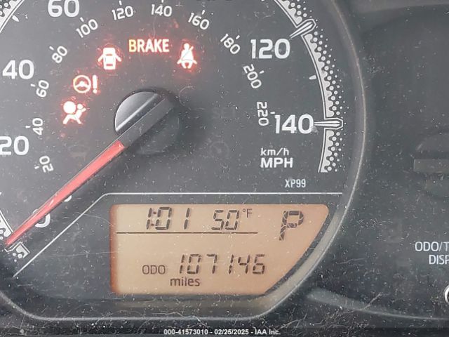 VNKKTUD38FA043393 Toyota YARIS LE