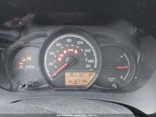 VNKKTUD38FA043393 Toyota YARIS LE