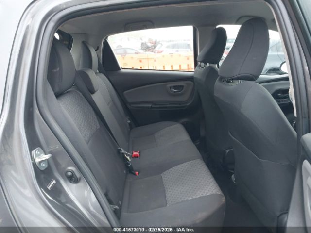 VNKKTUD38FA043393 Toyota YARIS LE