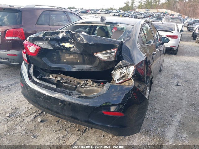 Chevrolet Cruze Ls Auto 2018 1G1BC5SM0J7236839 Image 16