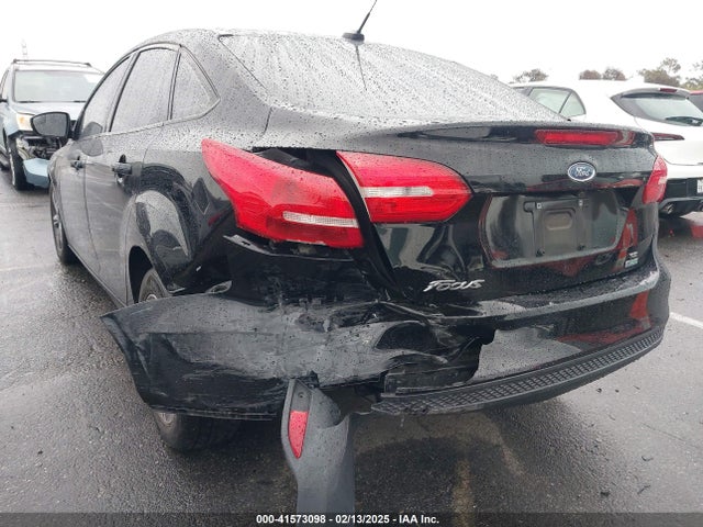 1FADP3FE2HL296009 Ford FOCUS SE