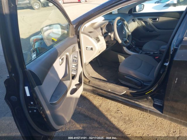 KMHDH4AE1GU475019 Hyundai ELANTRA SE