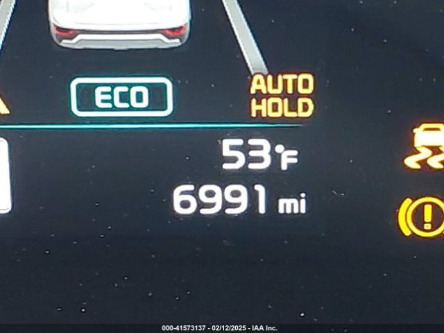 KNDCR3LE9R5172572 KIA NIRO EX