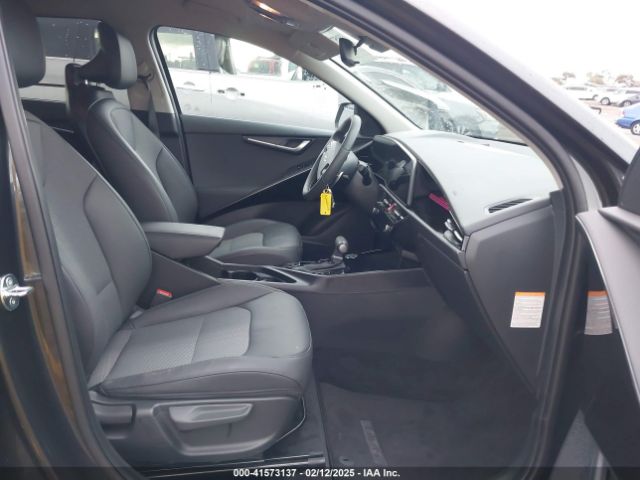 KNDCR3LE9R5172572 KIA NIRO EX
