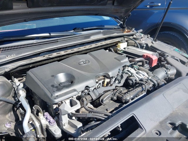 4T1B11HK0JU598260 Toyota CAMRY LE