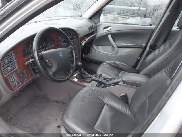 2000 SAAB 9-5 YS3ED45E9Y3049755 Photo 4