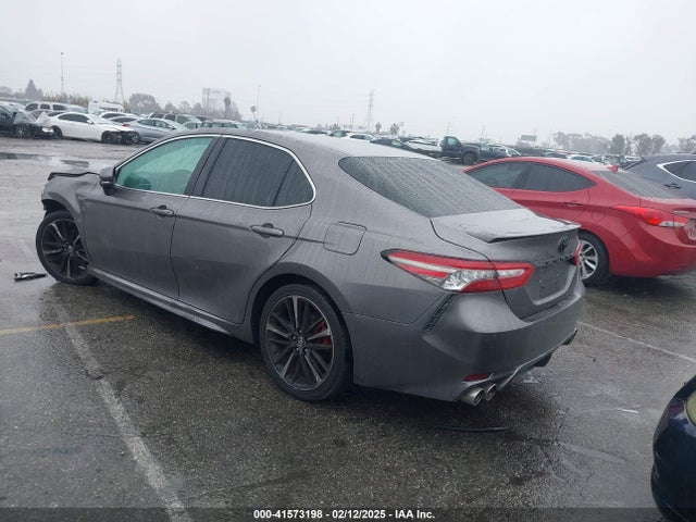 4T1B61HK4JU003332 Toyota CAMRY XSE