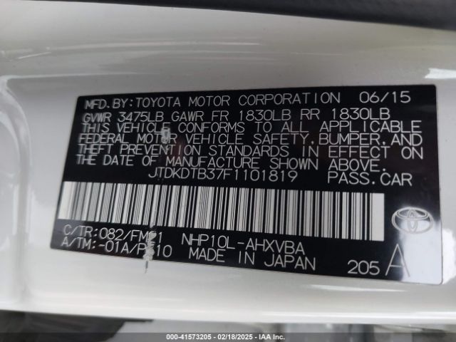 JTDKDTB37F1101819 Toyota Prius C Two