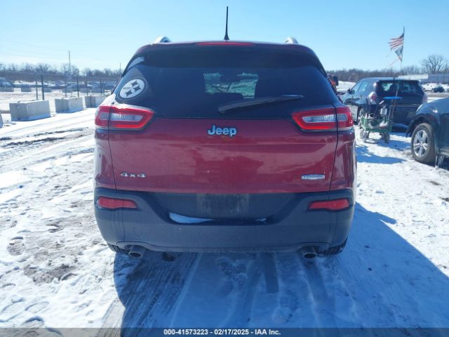 1C4PJMCS1EW151756 Jeep Cherokee Latitude