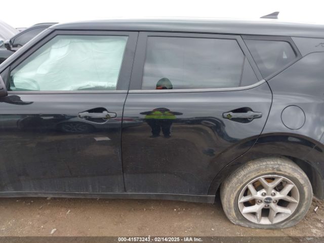 KNDJ23AU1N7162963 KIA SOUL LX