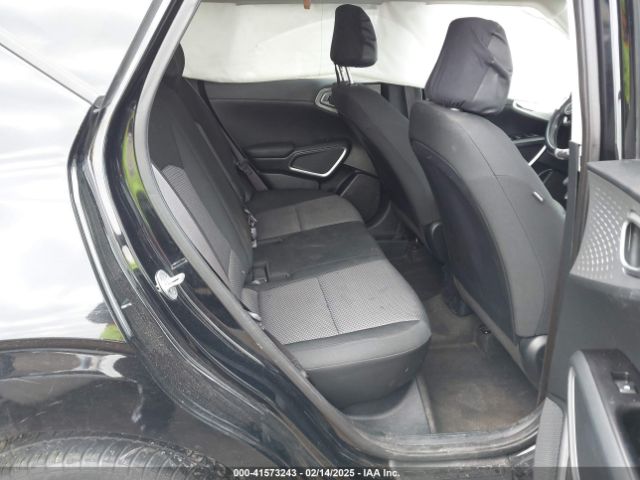 KNDJ23AU1N7162963 KIA SOUL LX