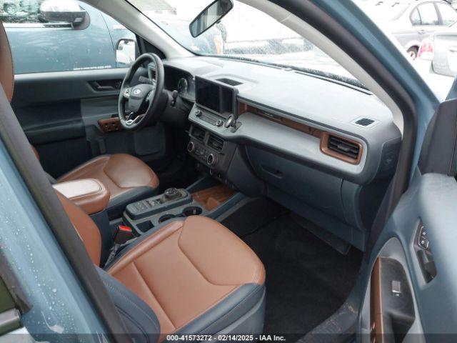 3FTTW8E35PRB03826 Ford Maverick Lariat