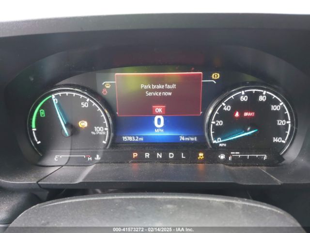 3FTTW8E35PRB03826 Ford Maverick Lariat