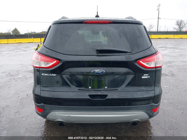1FMCU9GX0GUA37606 Ford ESCAPE SE