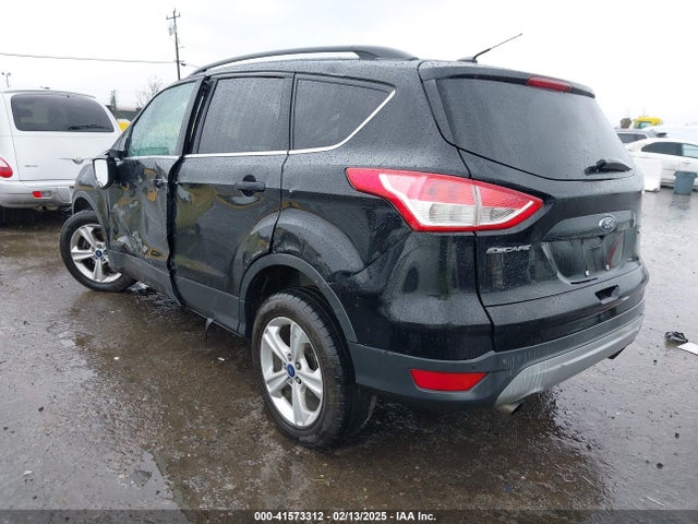 1FMCU9GX0GUA37606 Ford ESCAPE SE