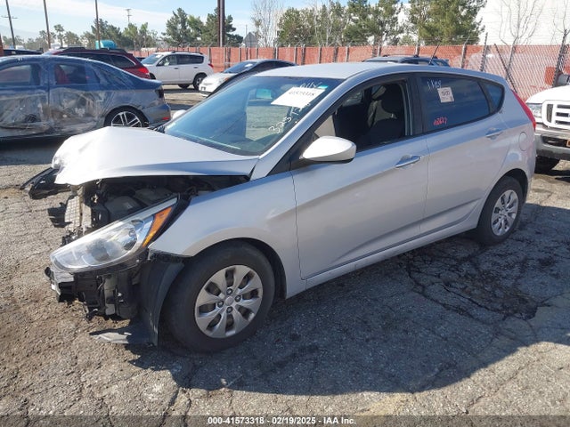 Hyundai ACCENT SE 2017 KMHCT5AE0HU325128 Image 2