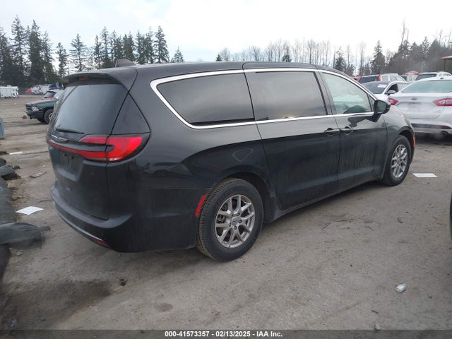 Chrysler Pacifica Touring L 2023 2C4RC1BG1PR624890 Image 13