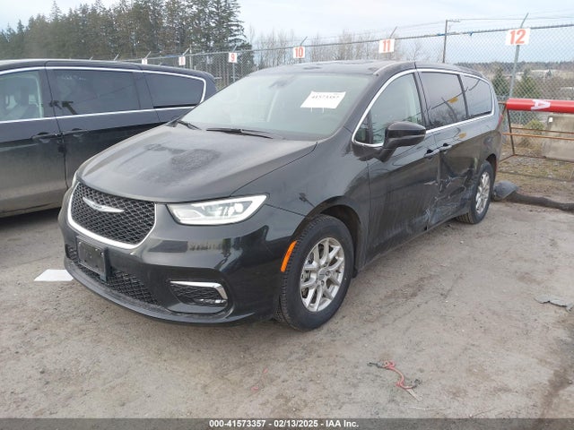 Chrysler Pacifica Touring L 2023 2C4RC1BG1PR624890 Image 2