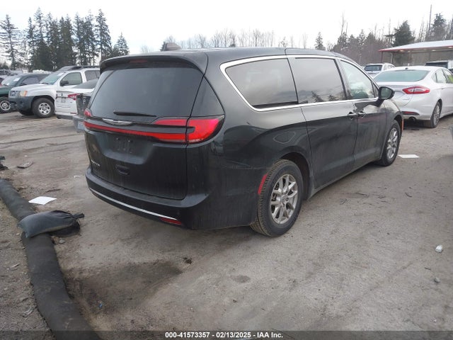 Chrysler Pacifica Touring L 2023 2C4RC1BG1PR624890 Image 4